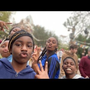 Meet your Posher, Alyssa